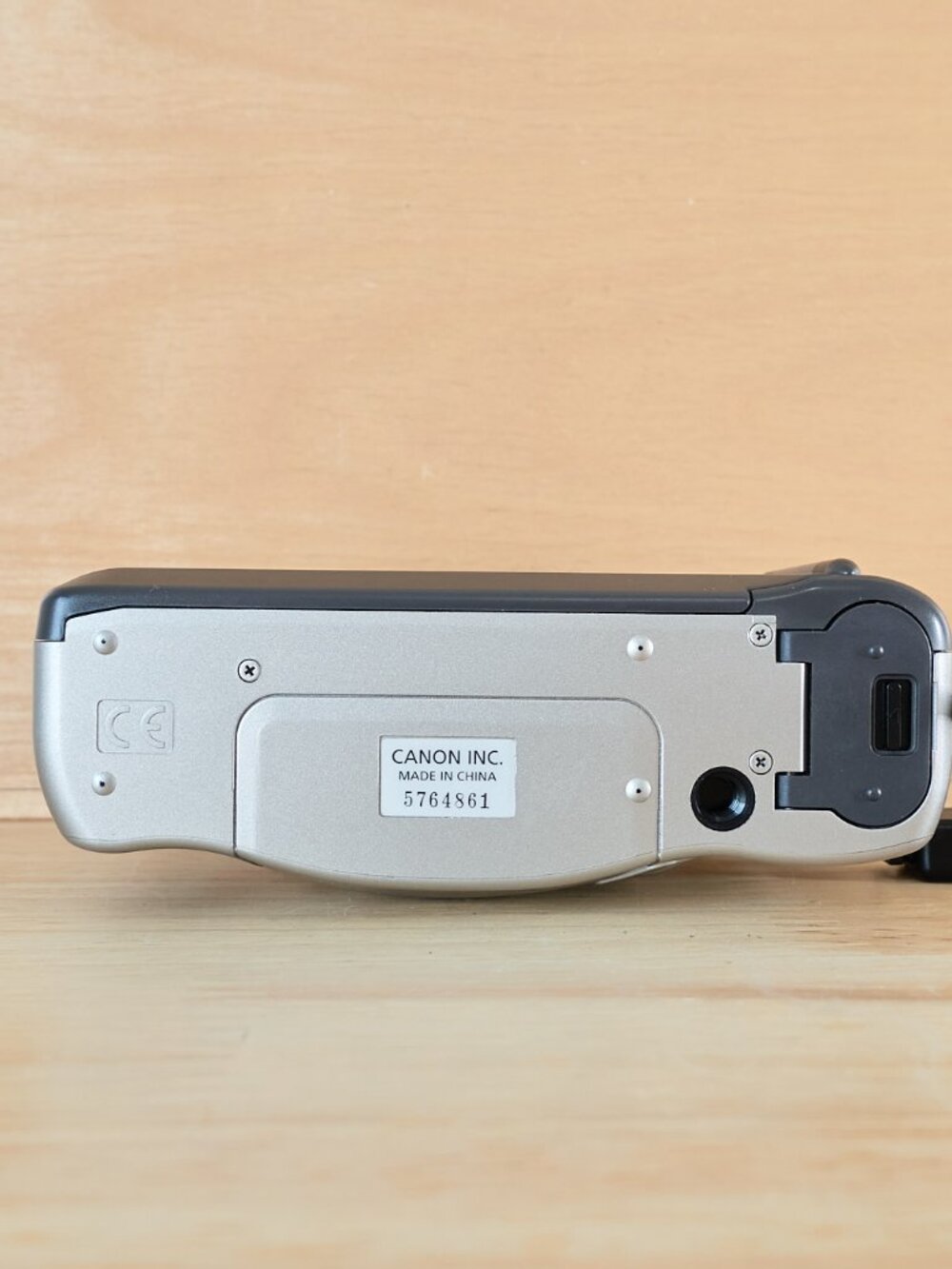 Canon Sure Shot BF 35mm Film Camera 32mm Lens Big Finder Tested Working Silver - Picture 6 of 7